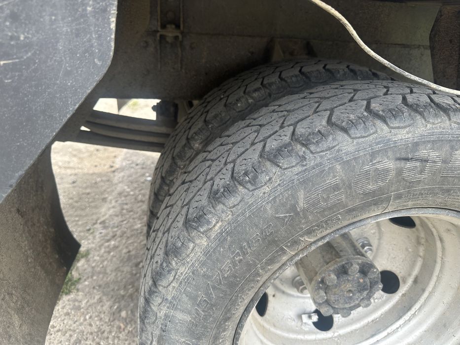 Dezmembrez nissan t100 3.0 cu turbo