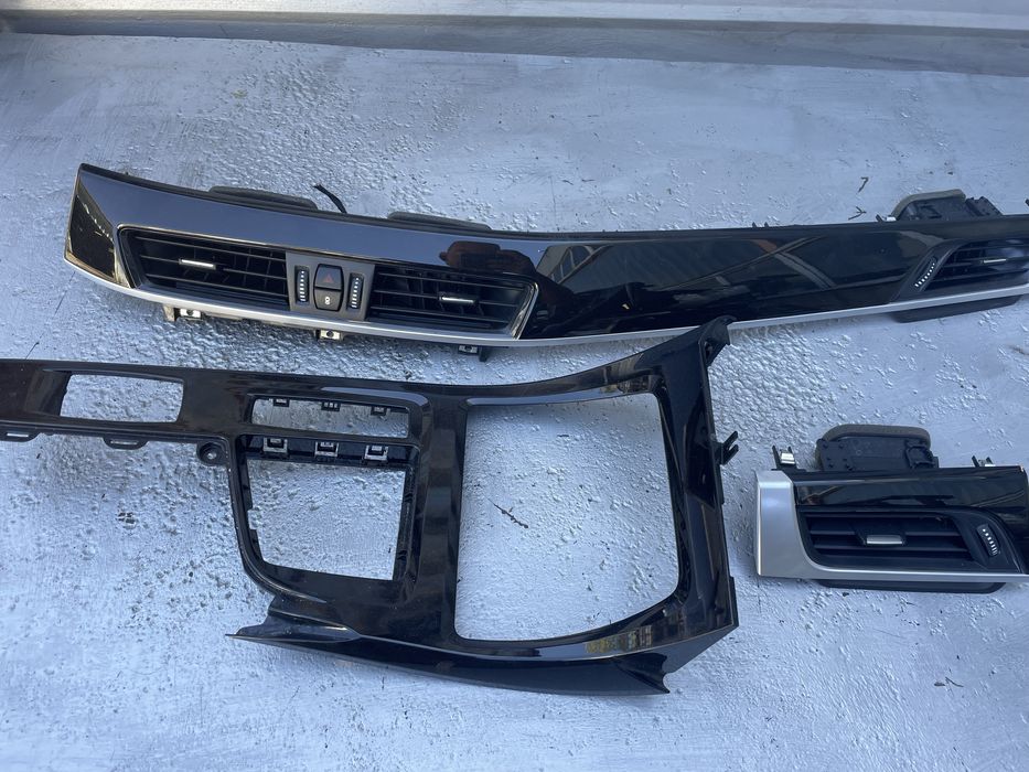 Интериорни лайстни БМВ Х1, Ф48 (laistni bmw x1, f48)