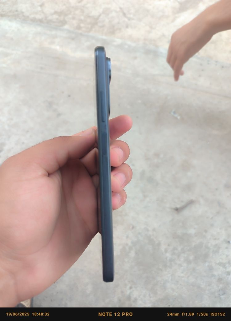 Redmi 11s holati ideal karobka dokumenti bor xotra 128 lik