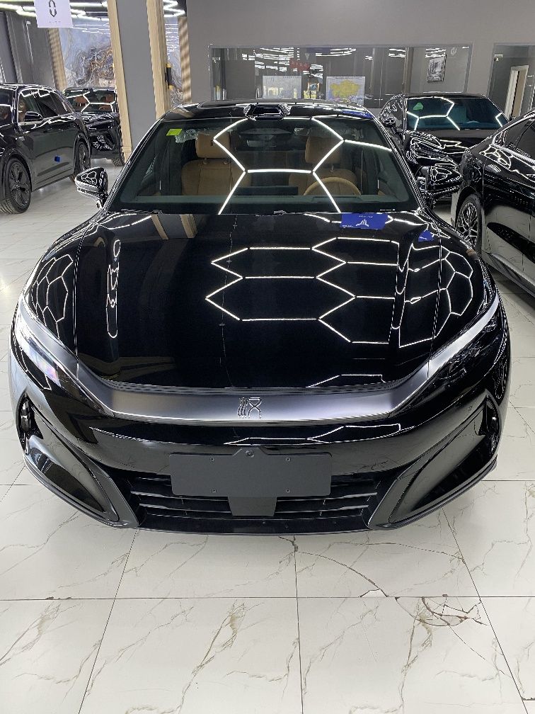 Byd han L   700 km zapas hodligi   tezlanishi 5.5 soniya