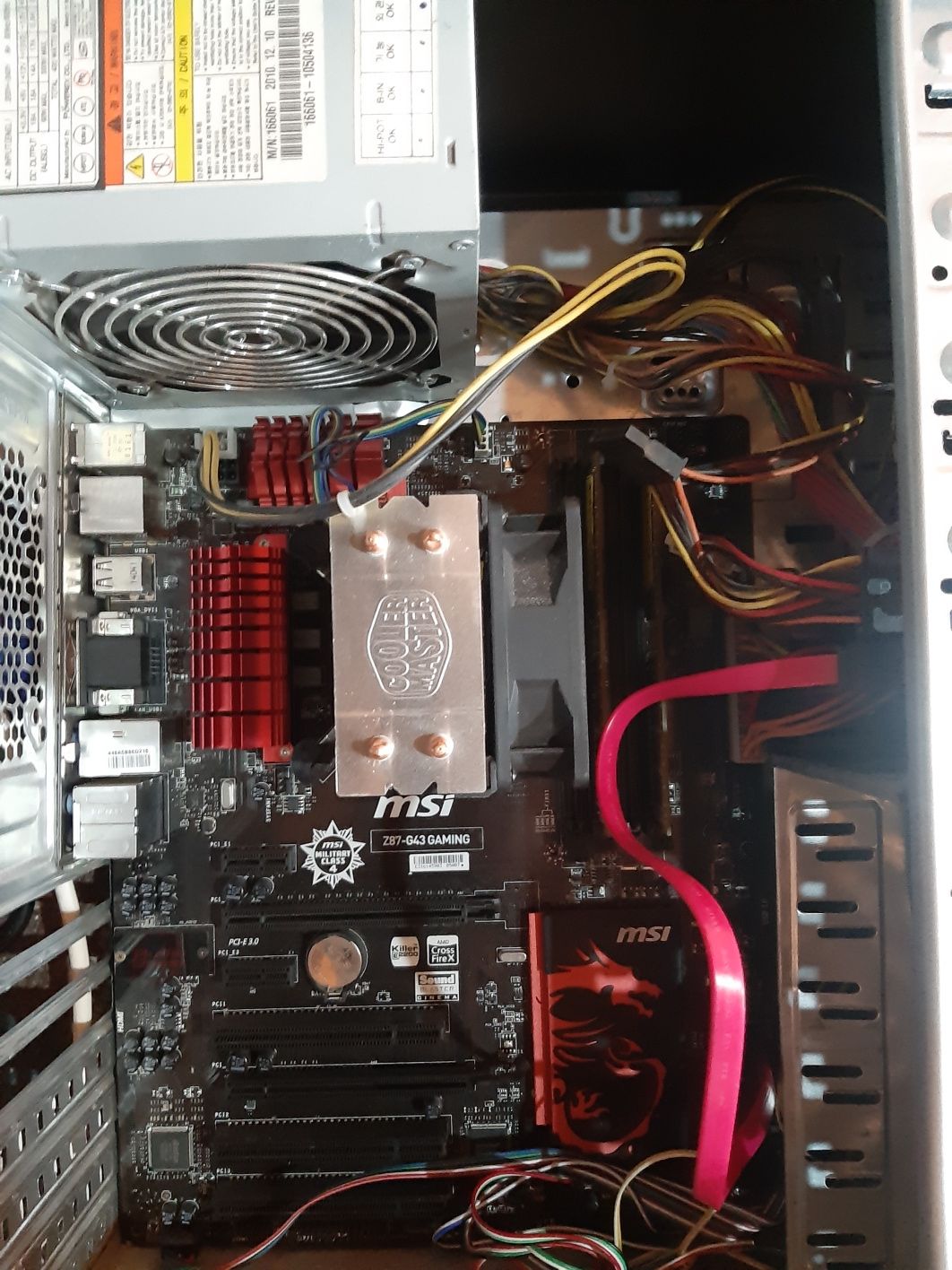 I5-4430S/MSI GAMING/256 GB SSD/8 GB RAM/ 19 LG