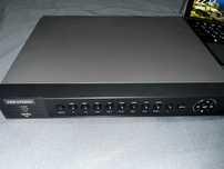 цифровой видеорегистратор (DVR) Hikvision