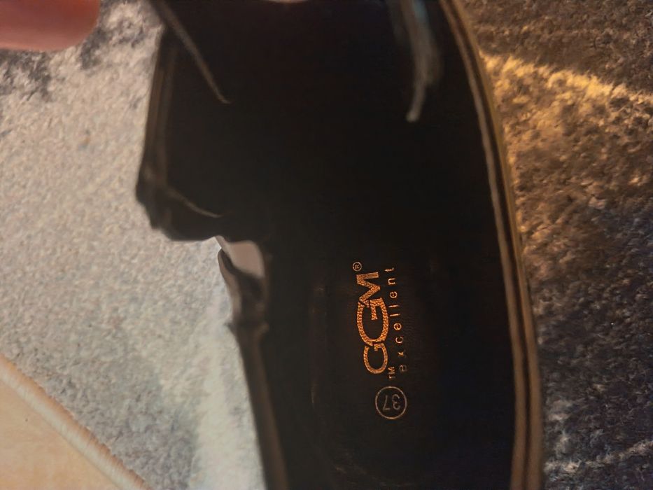 Боти лачени 37 номер