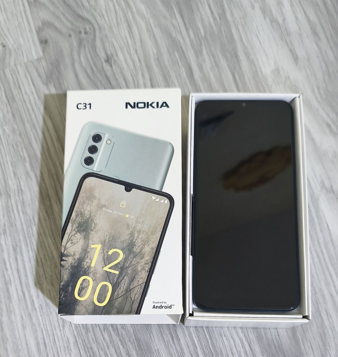 GSM " Nokia" C31