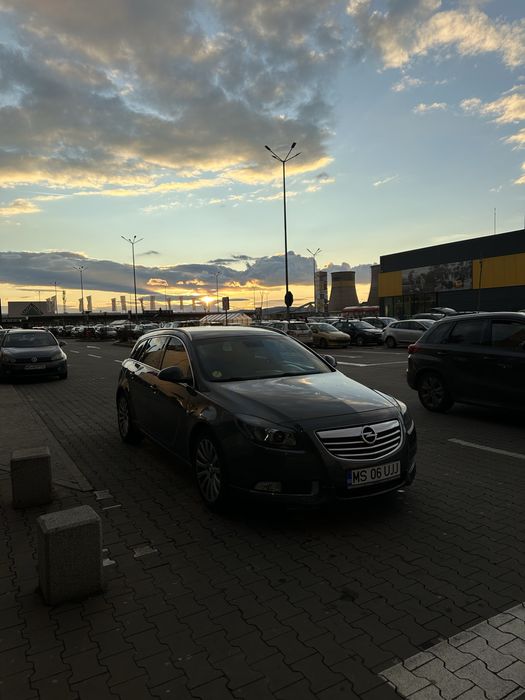 Vand/Schimb Opel Insignia SPORTS TOURER 4x4 OPC LINE 2.0 163cp