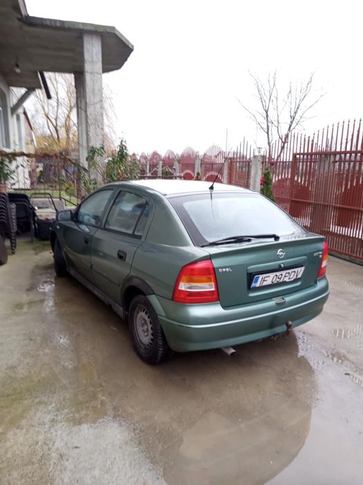 vând Opel Astra g