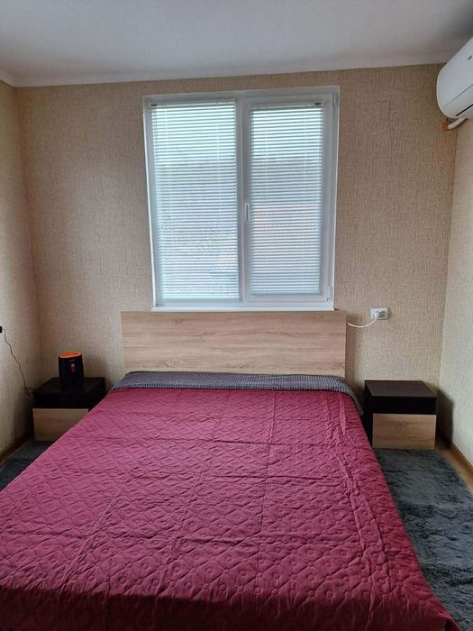 Етаж от къща, под наем, с. Железница