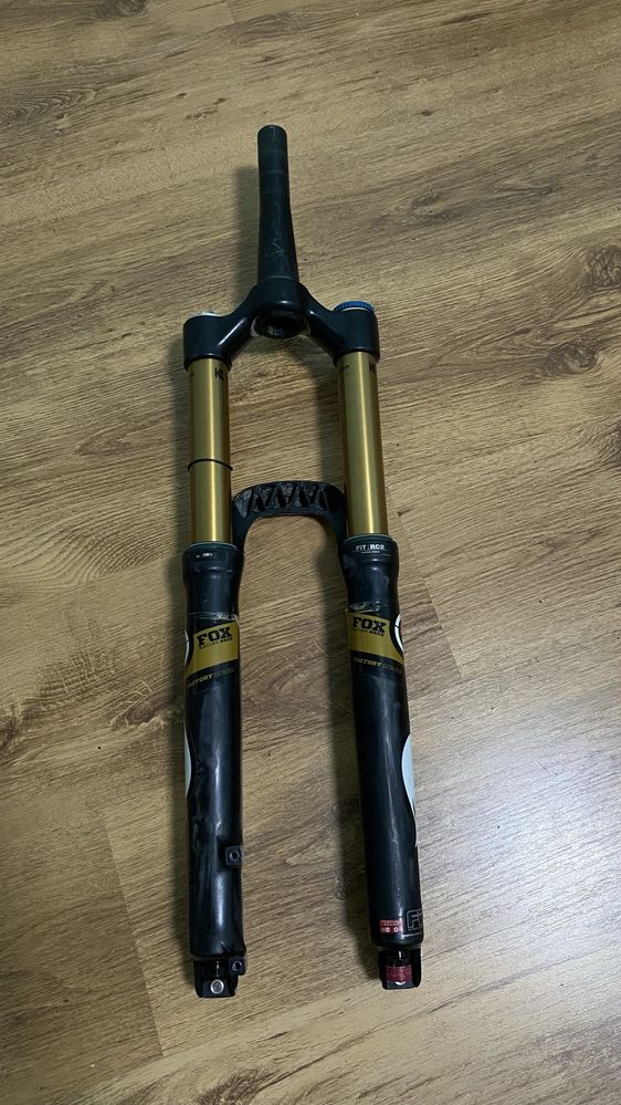 Fox 36 Factory RC2 kashima