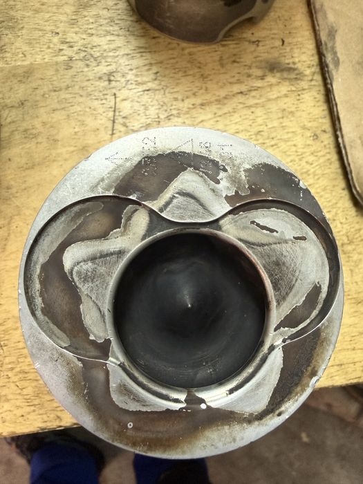 Бутала от 1.9тди 131 ASZ