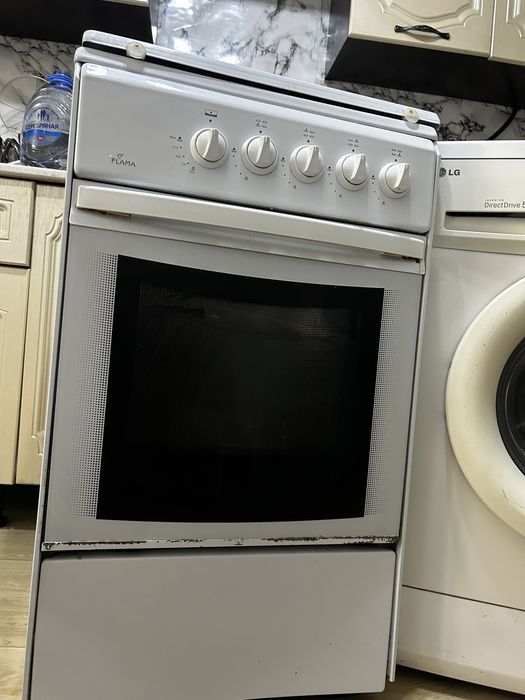 Продам газовую плиту