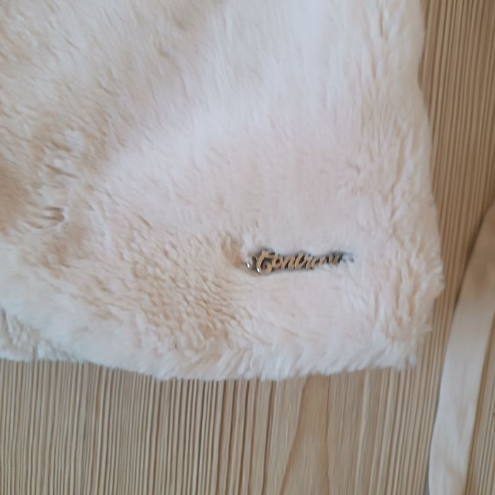 8-9 г. Пухен елек Contrast