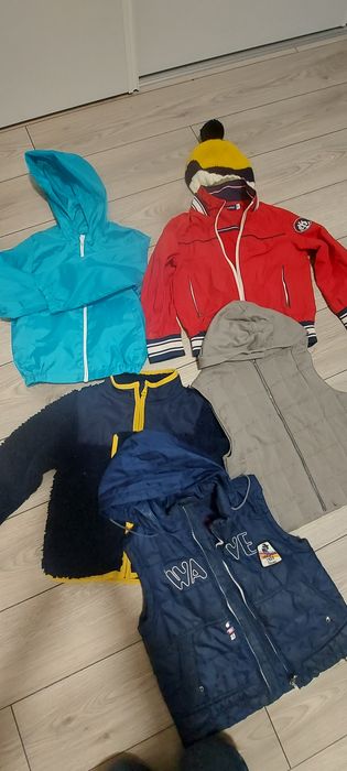 Donez veste gecute baiat