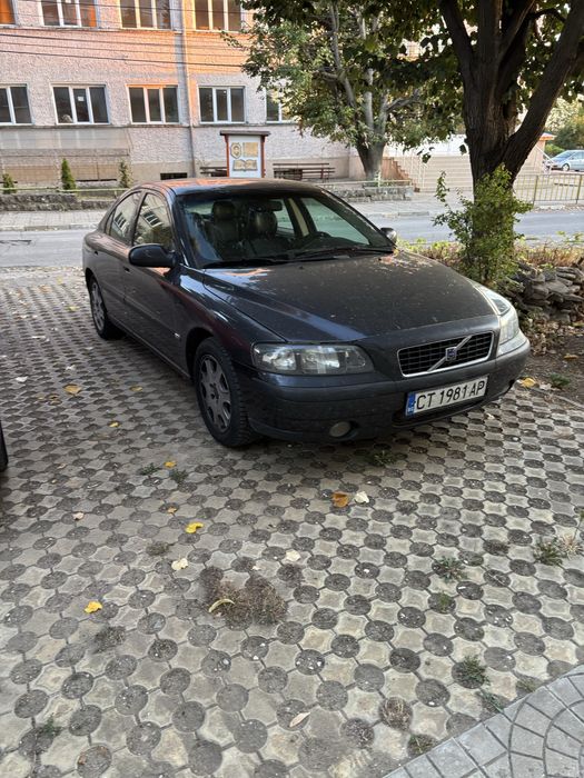 Продавам Volvo s60-2.4 D5