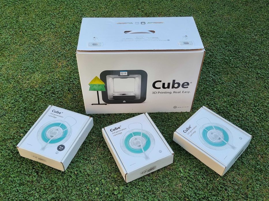 Imprimanta Cube 3D, generatia 3, sigilata +3 role rezerva