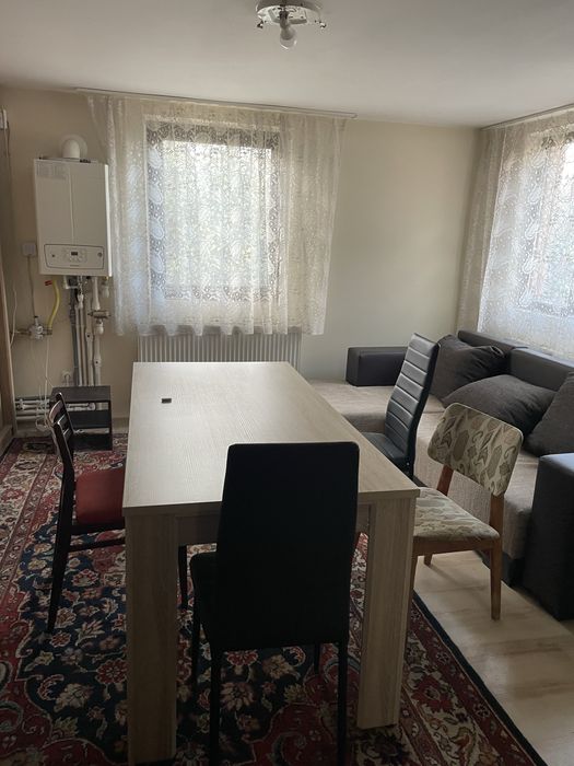 Inchiriez apartament la casa in zona metropolitana Moara
