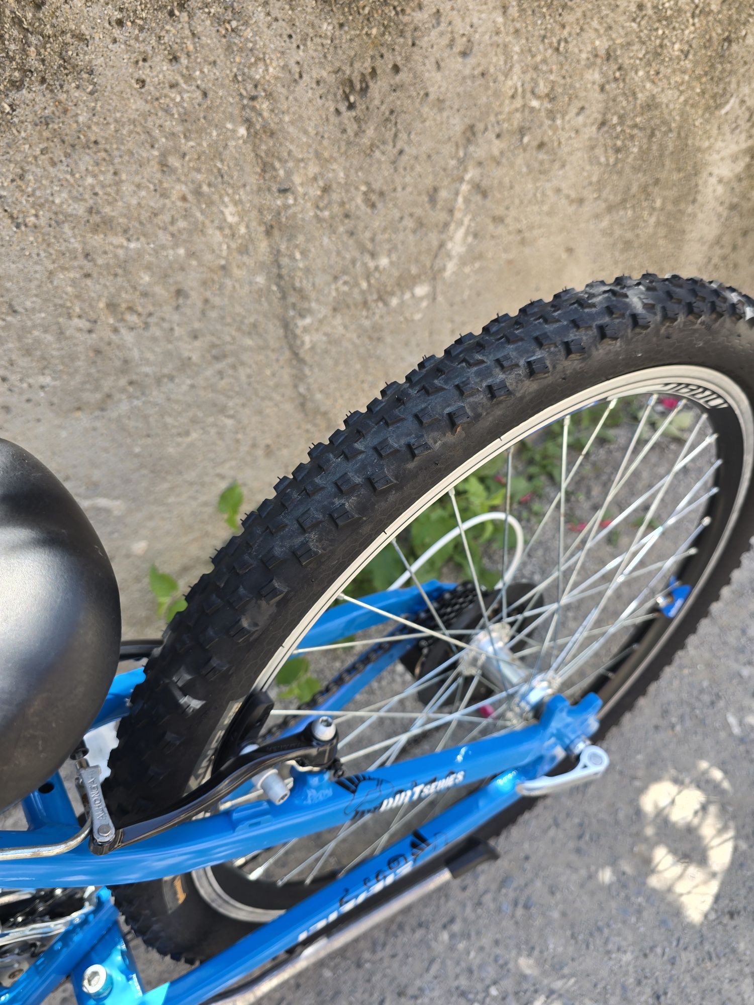 Алуминиев 24 цола Drag C1 3x7 скорости Shimano, Дискови спирачки