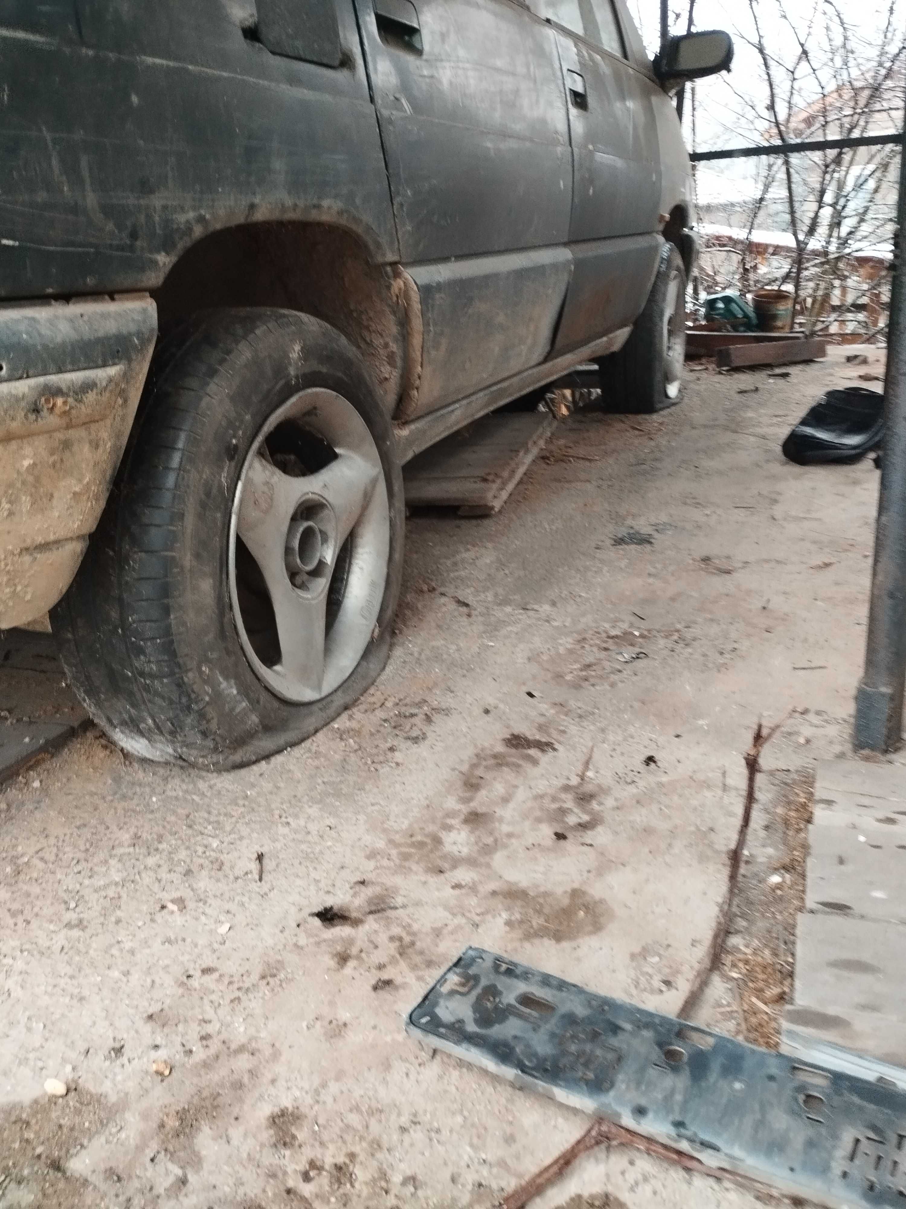 Рено еспейс 2 куадра 4*4 на части