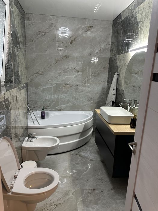 Apartament cu 4 camere Mamaia Nord