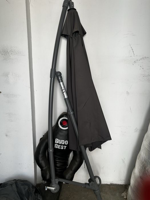 Vand umbrela pt terasa , noua!