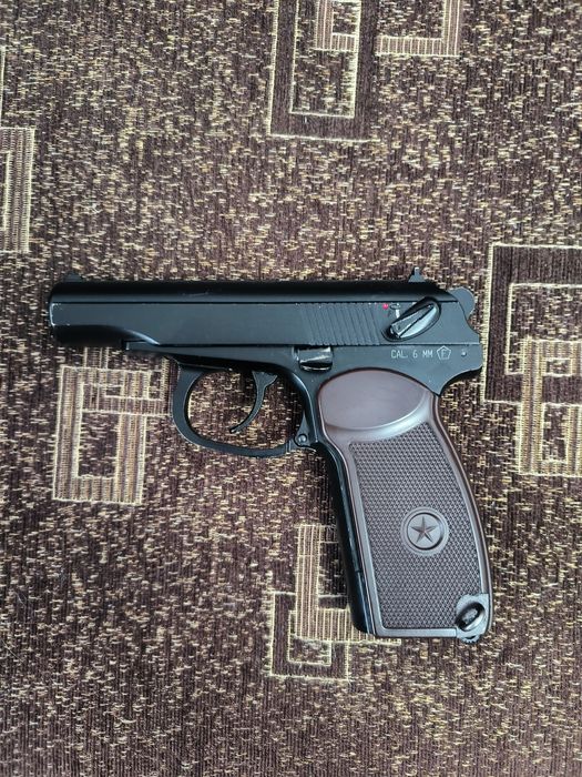 Pistol airsoft full metal blowback