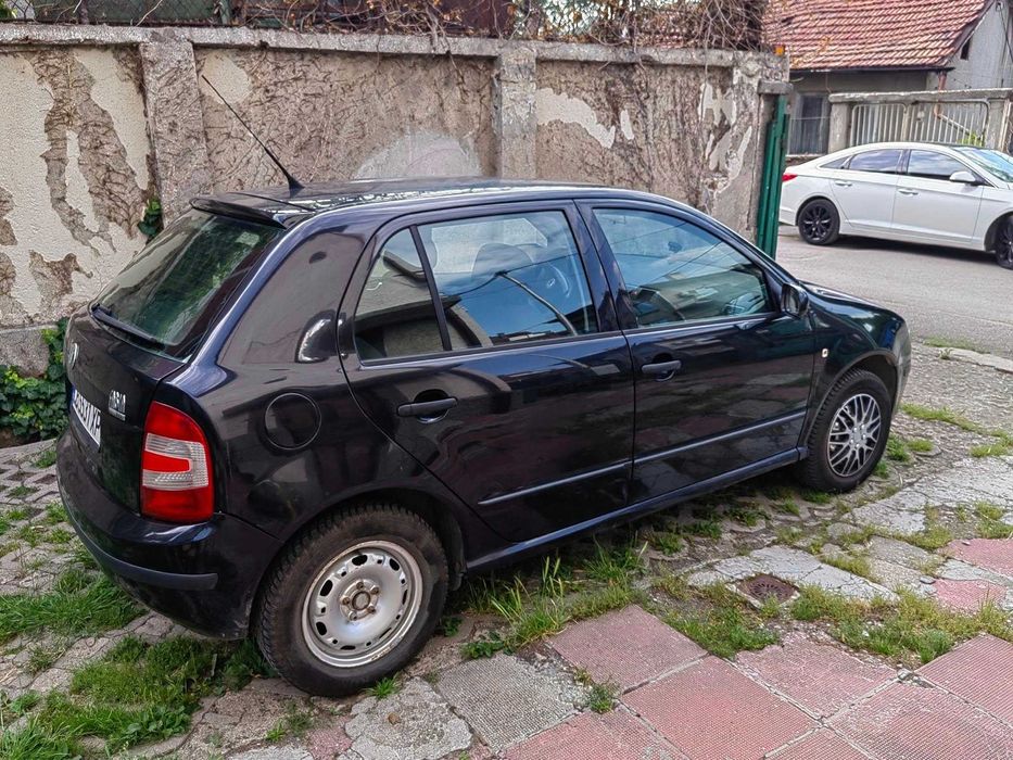Продавам шкода фабиа