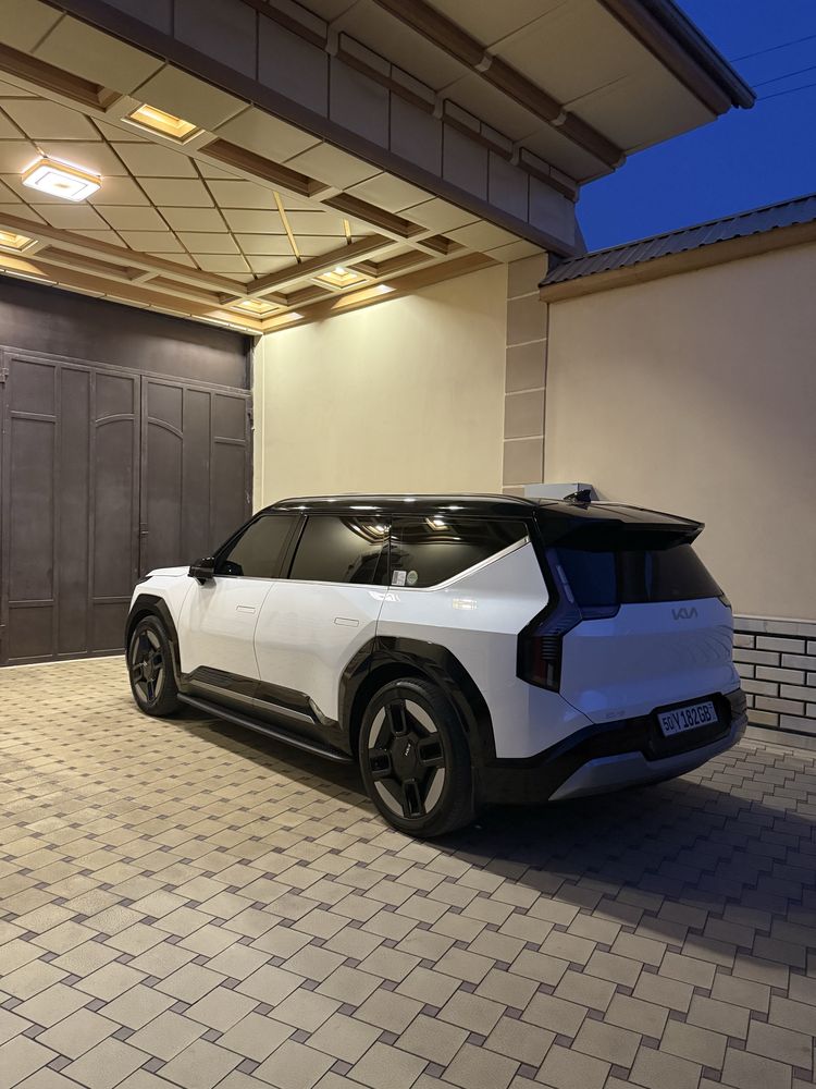 Kia ev 9 ful pazidsa sotiladi