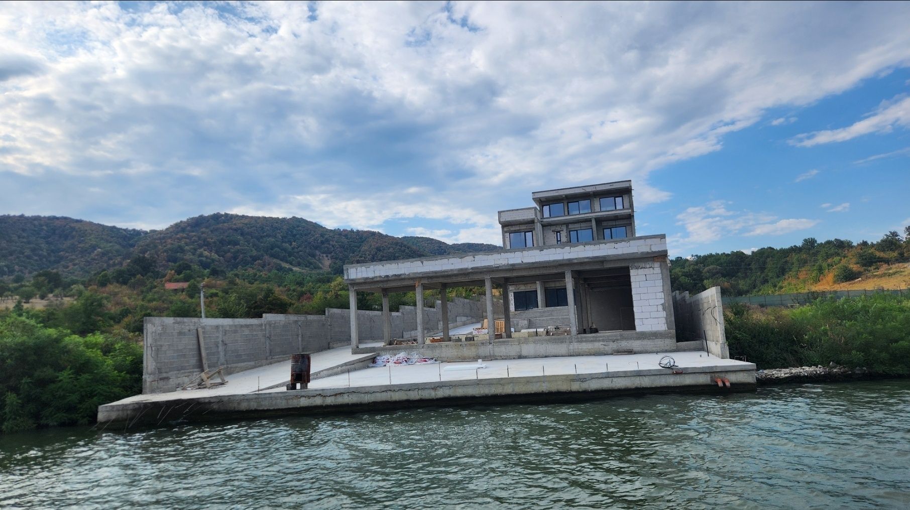 Pensiune Resort Rrestaurant Spa Eselnita
