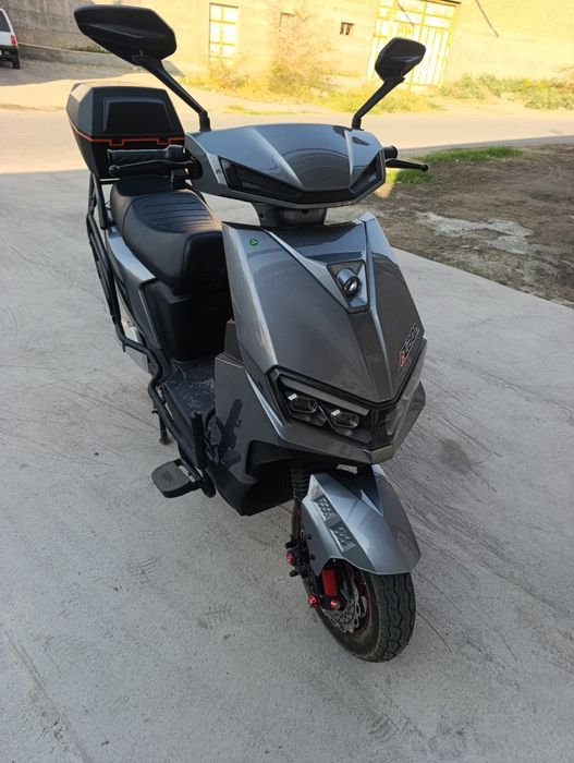 Skuter elektr ozgina minilgan