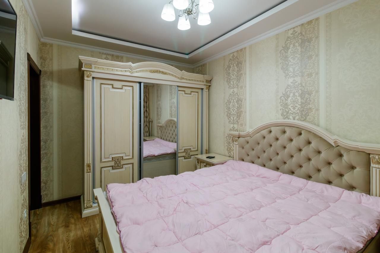 Аренда 4 комнатной, Госпитальный рынок
