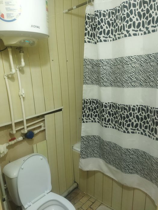 Vatniyda 1 xonali kvartira sotiladi yoki ijaraga betiladi beriladi.