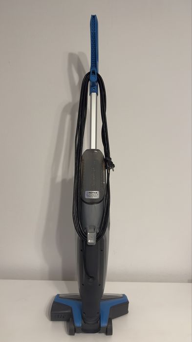 Vand aspirator vertical multifunctional Bissell CrossWave