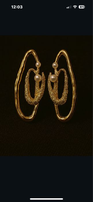 Луксозни обеци по модел на Dior Моля разгледайте и другите предложения