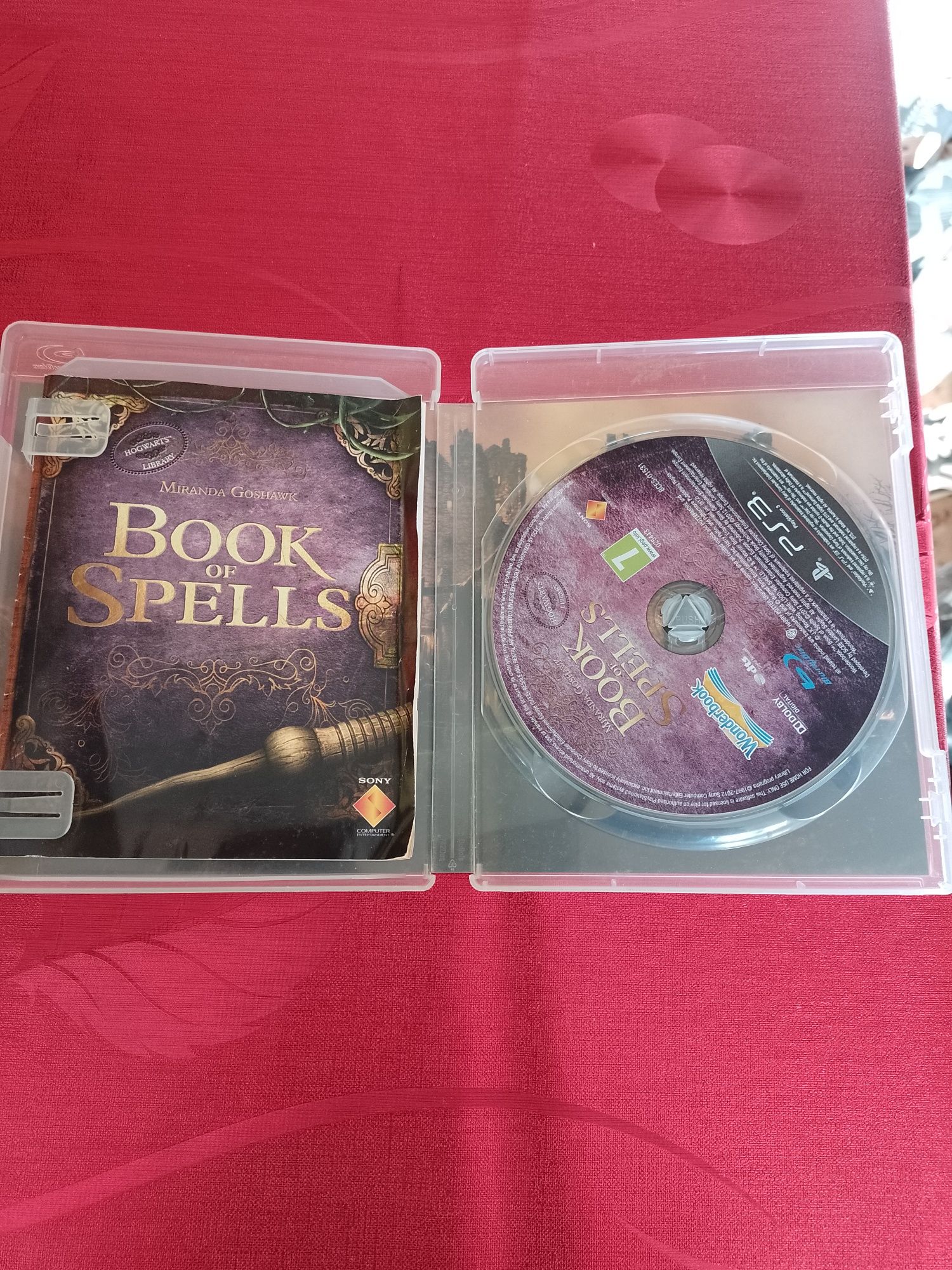 Vînd joc de PS 3 BooK OF SPELLS