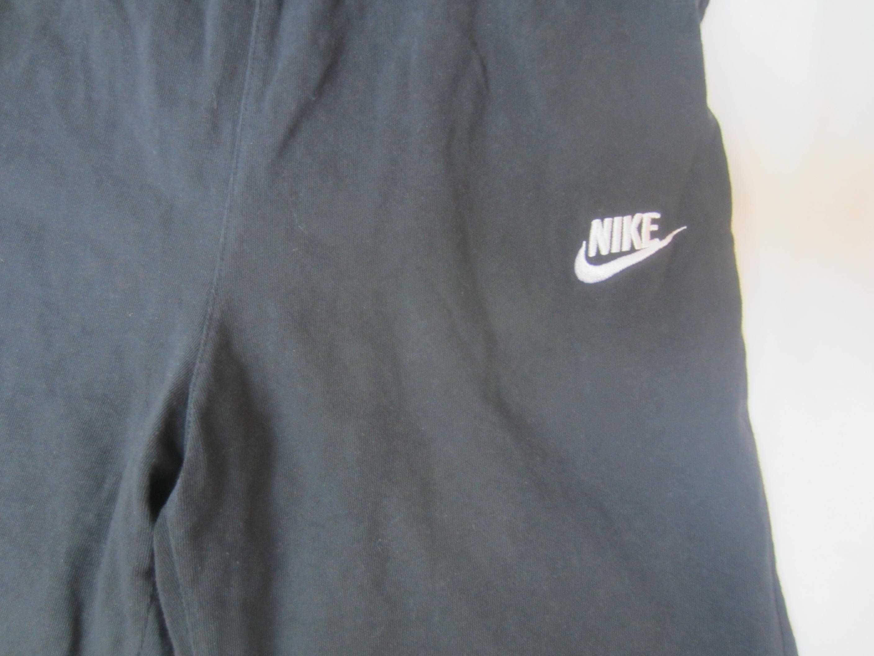 Pantalon bermude Nike, masura S,  stare buna