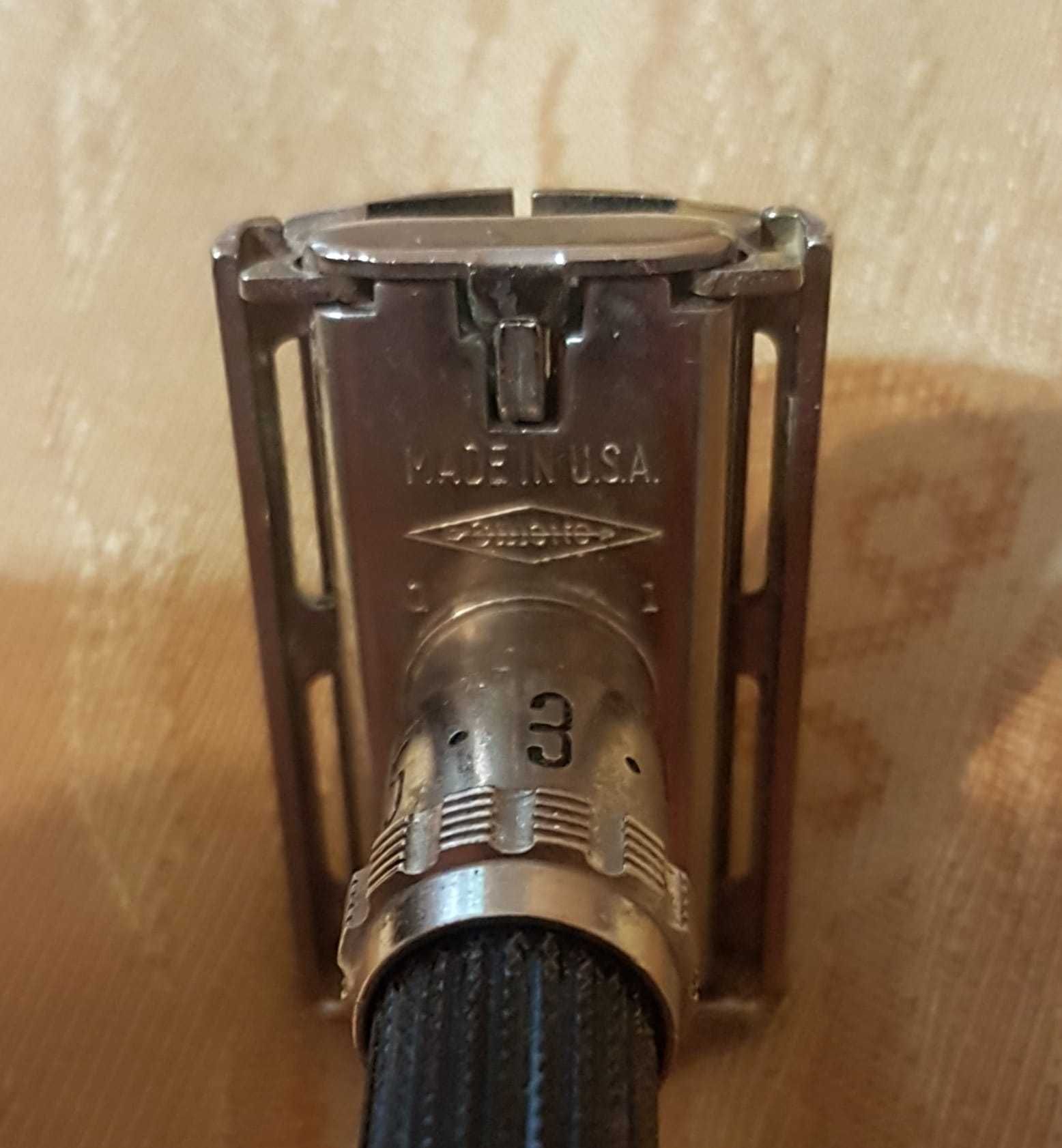Продавам самобръсначка Gillette Super Adjustable 109