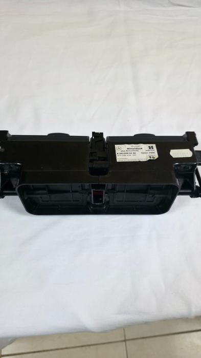 Части от Ц класа, C Class, Подробности в описанието