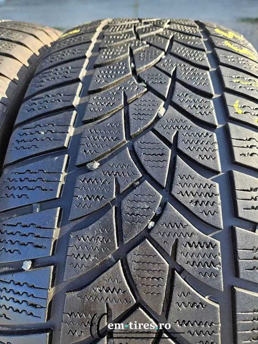 SET 2 Anvelope Iarna 235/55 R19 GOODYEAR Ultragrip Performance + 105H