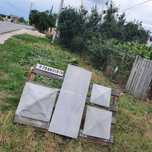 Capace , Palarii , Coame ,  pentru Gard