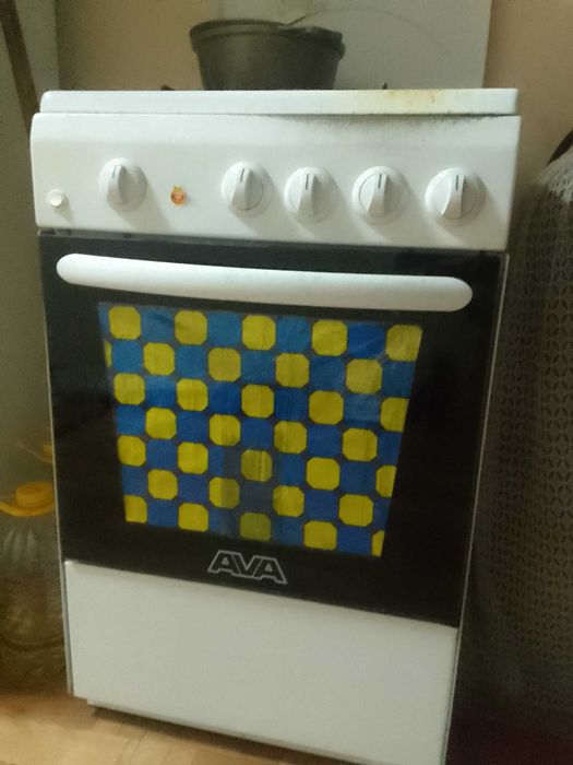 Срочно продам  газ плиту