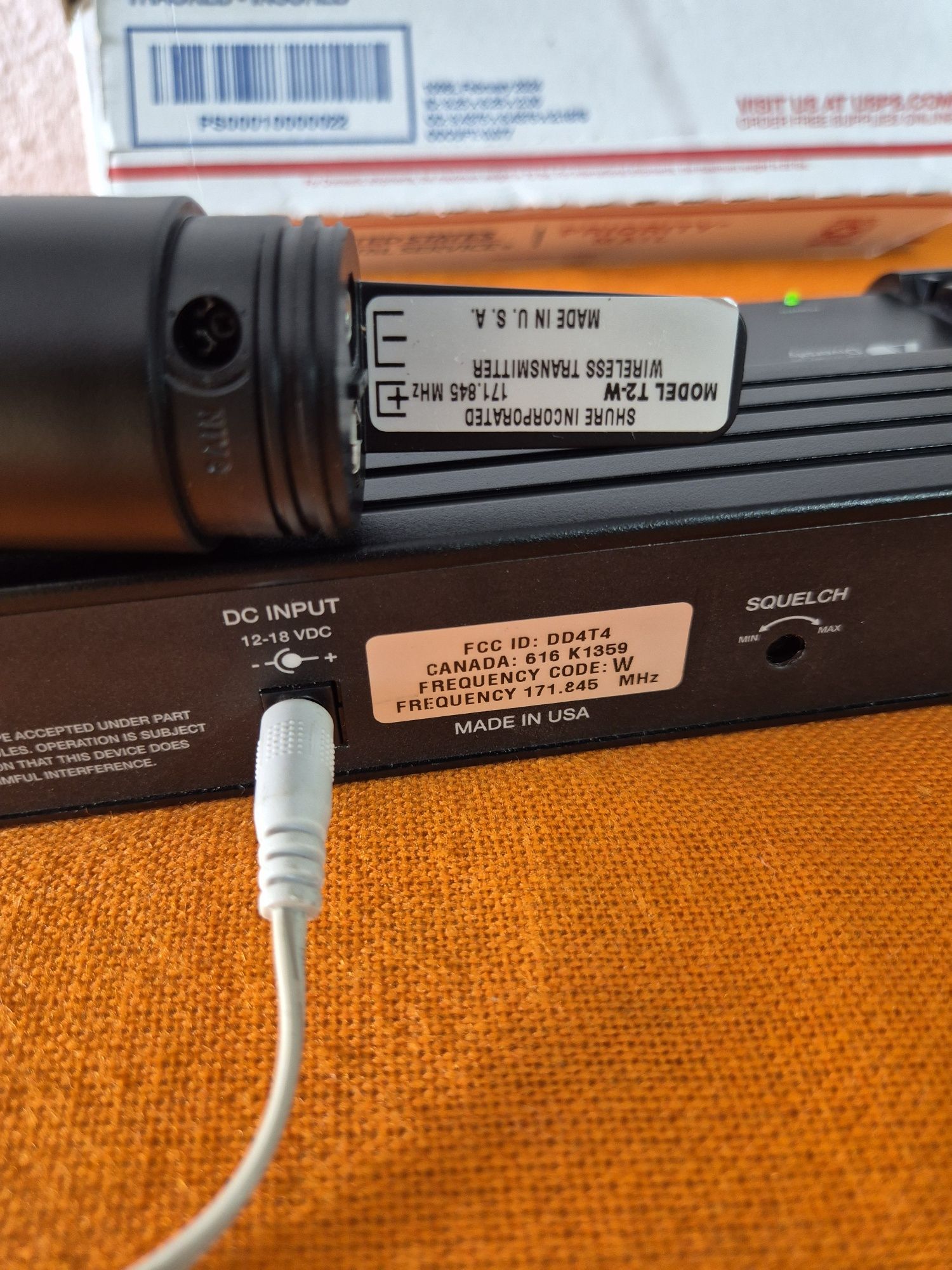 Microfon pt voce Shure T2-w cu Sm 58