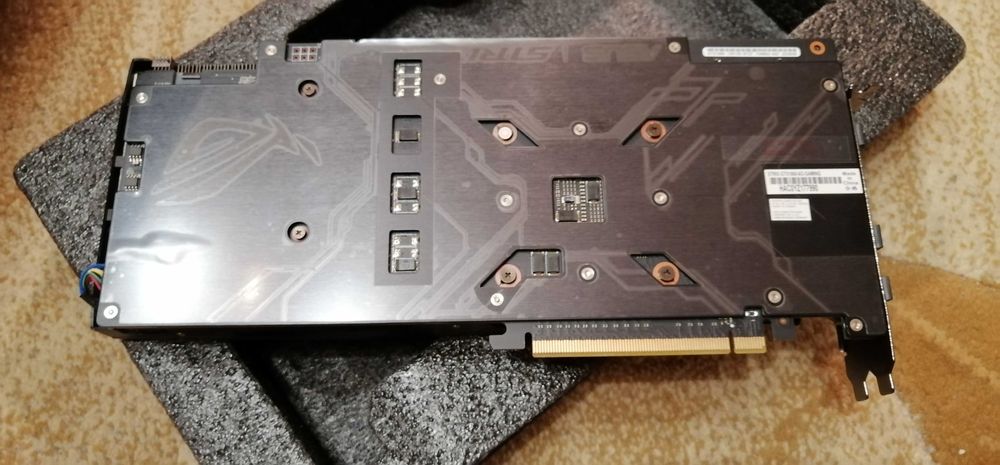 ASUS HERO VIII, GTX 1060 6GB, I7 6700K, cooler Cu, 16GB DDR4 Corsair
