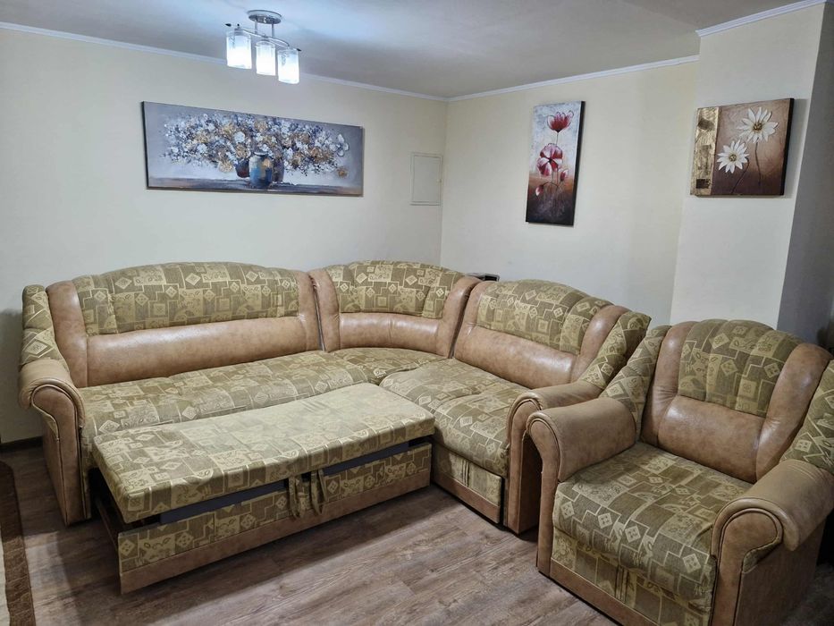 Canapea colțar extensibilă