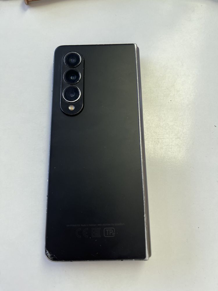 Samsung galaxy FOLD 4 256gb