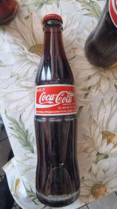 Coca-Cola бутилки от 1997-2000 година неотваряни