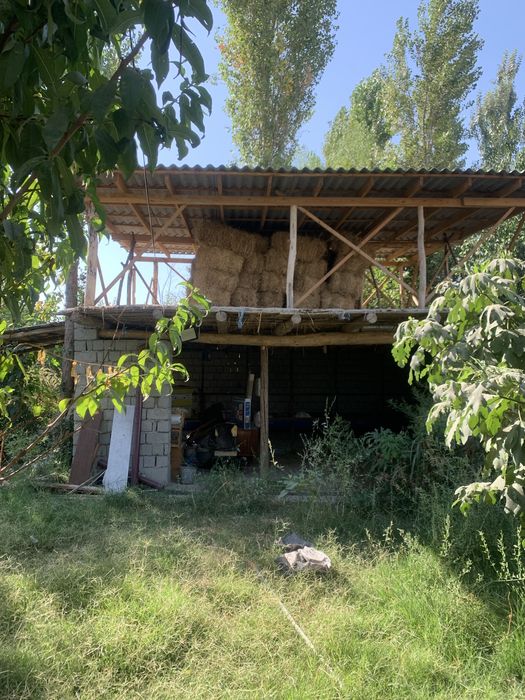 Уй сотилади 8 соти 4 хона Янги Йул Михайловка