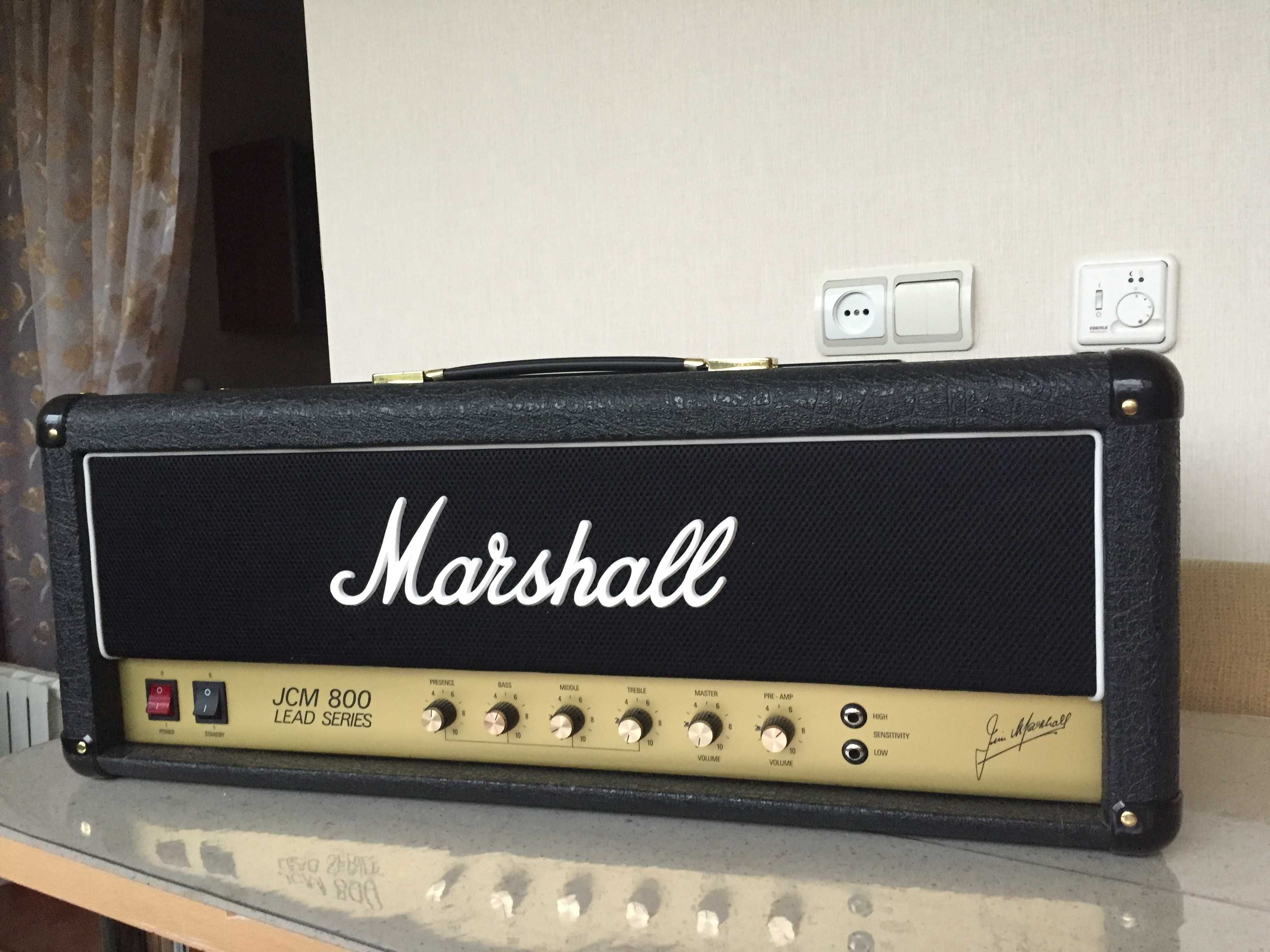 Гитарный усилитель Marshall 2204