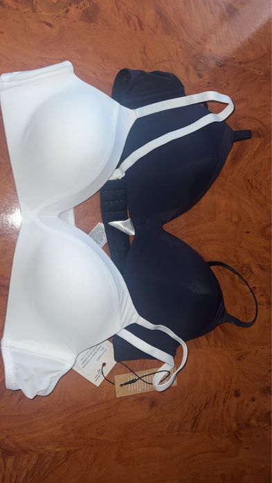 Set 2 sutiene noi