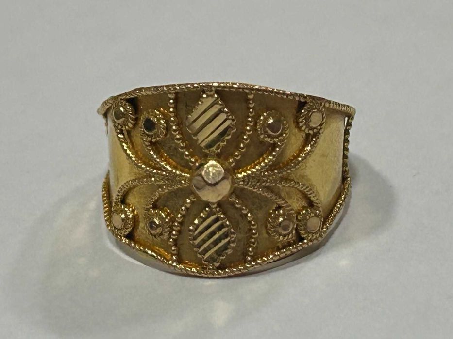 Златен пръстен 21 К  875 / 2,46 гр.