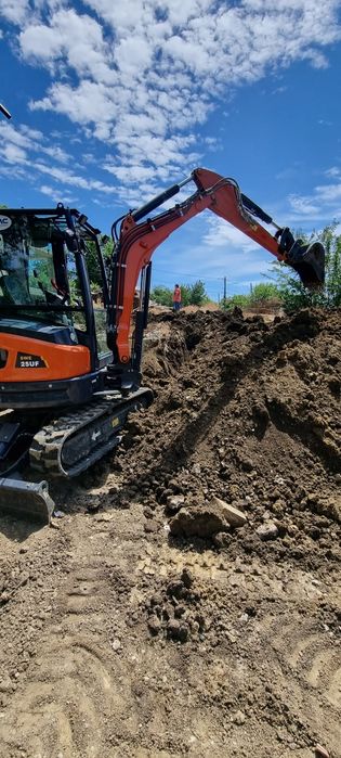 Miniexcavator, excavator