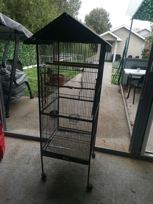 Voliera Papagal cusca papagali